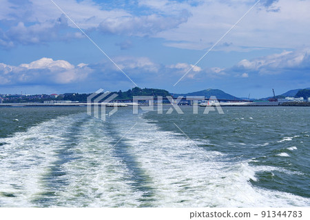 Sightseeing scenery on a boat in Ishinomaki in summer 91344783