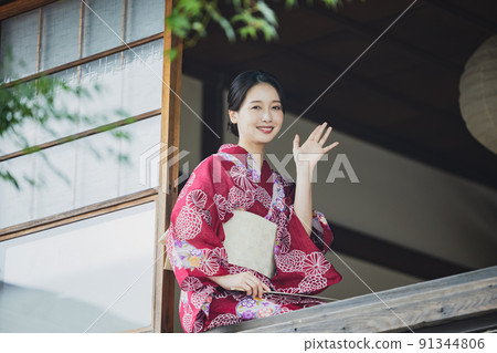 Windowside yukata woman 91344806