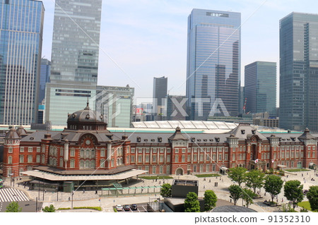 Tokyo Station Marunouchi Exit Marunouchi, Chiyoda-ku, Tokyo Aka-renga retro-modern building Terminal station and skyscrapers 91352310