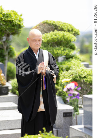 參觀墳墓 91356266