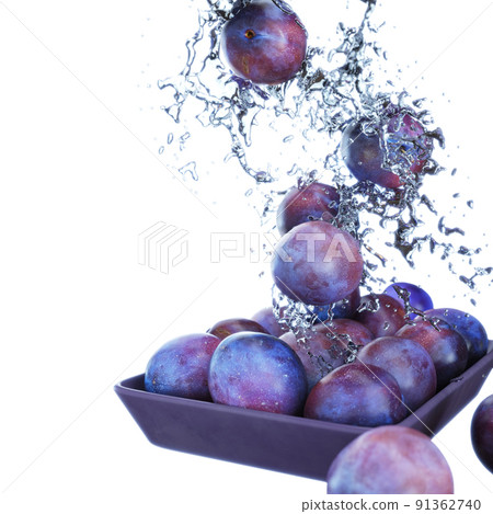 Ripe and juicy plums in splashes of sparkling water on a white background. Healthy food poster. 3d rendering Ripe and juicy plums in splashes of sparkling water on a white background. Healthy food poster. 3d rendering 91362740