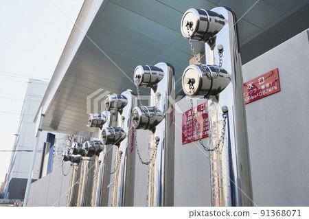 Connected water pipe 91368071