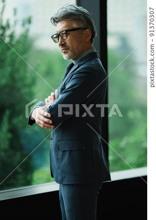 50's manager portrait 91370307