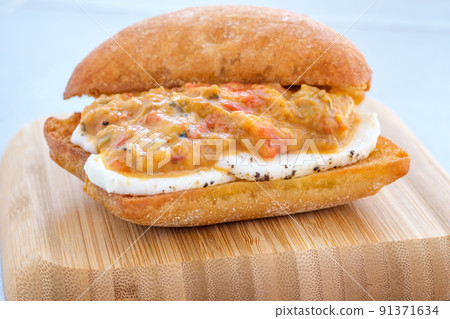 Grilled eggplant mozzarella bruschetta 91371634