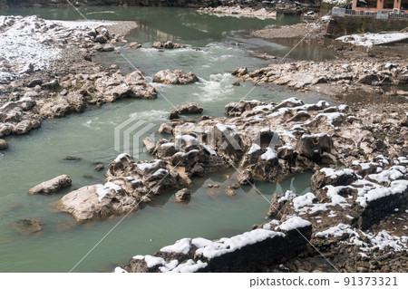 Detail of rocky Rioni river in Kutaisi, Georgia. 91373321
