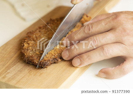 切日式西式牛肉炸豬排 切日式西式牛肉炸豬排 91377390