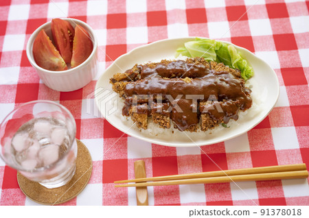 用筷子吃的勝壽司是兵庫縣加古川的特產 91378018