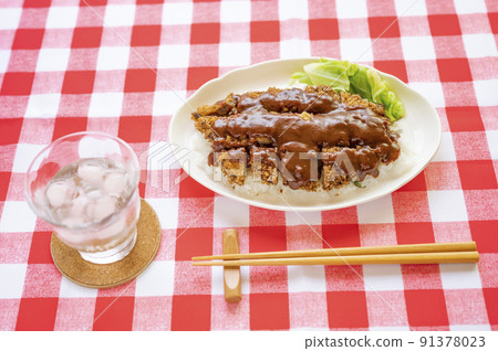 用筷子吃的勝壽司是兵庫縣加古川的特產 91378023