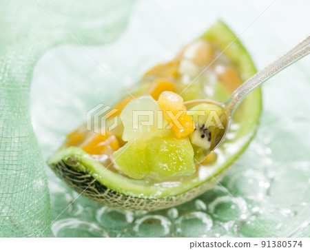 瓜皮上的流感果凍 91380574