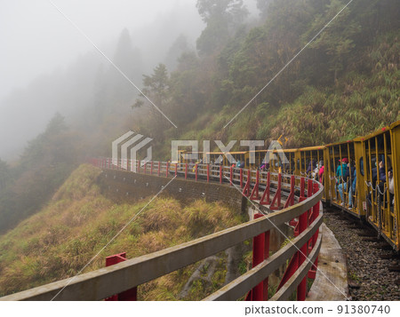 太平山蹦蹦車 91380740