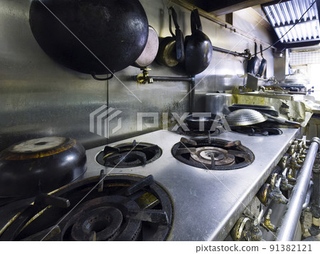Izakaya kitchen Commercial gas stove 91382121