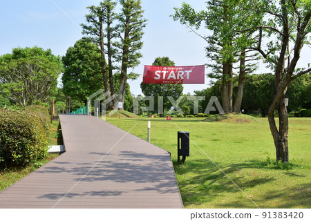 Oi-machi, Ashigarakami-gun Biotopia walking path, ground golf course and fresh green 91383420