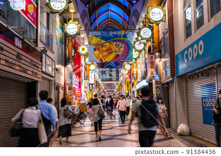 《Tokyo》 Nakano station square, cityscape 《Tokyo》 Nakano station square, cityscape 91384436