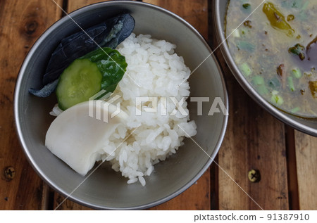 Freshly cooked rice and pickles 91387910