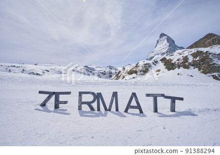 Zermatt Sign and Matterhorn , Zermatt 91388294