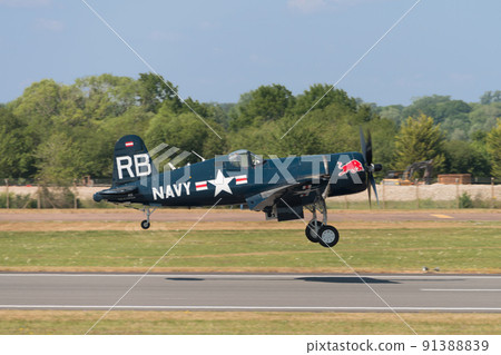 Vought F4U-4 Corsair carrier-capable fighter takeoff 91388839