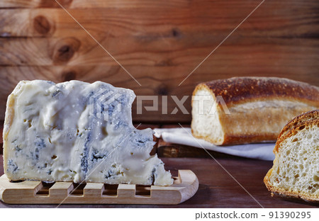 Gorgonzola cheese and bread Gorgonzola cheese and bread 91390295
