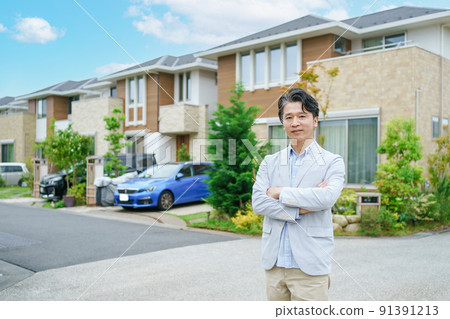 中間人自己的家畫像 91391213