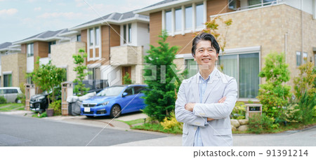 中間人自己的家畫像 91391214