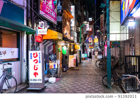 《Tokyo》 Ikebukuro West Exit, night entertainment district 《Tokyo》 Ikebukuro West Exit, night entertainment district 91392011