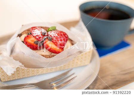 Strawberry omlet Strawberry omlet 91392220