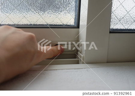 馬桶窗鑰匙 馬桶窗鑰匙 91392961