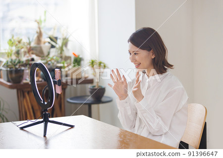 女性拍攝化妝視頻 91396647