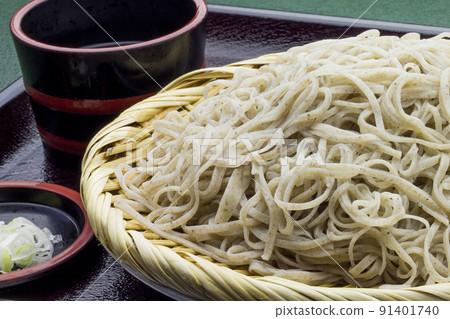 Japanese buckwheat noodles 91401740