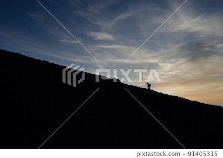 Summer mountain climbing Mt. Fuji Hoeizan 91405315
