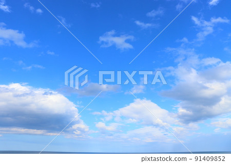  Blue sky and clouds 91409852