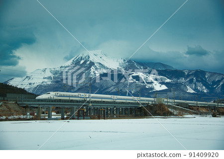 Shiga Prefecture Snowy Mt. Ibuki and Shinkansen February 2022 91409920