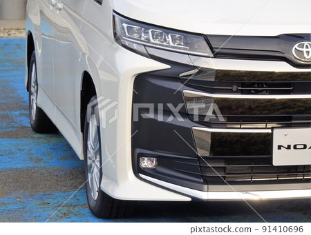 車圖豐田4代諾亞前罩 91410696
