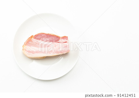 Block bacon white background 91412451