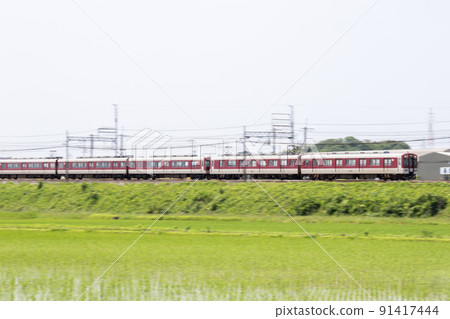 【近鐵名古屋線】橫穿鄉村的無頭列車 【近鐵名古屋線】橫穿鄉村的無頭列車 91417444