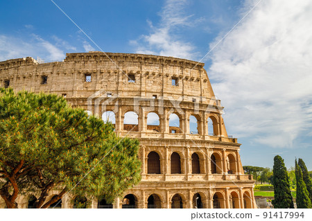 The Colosseum amphitheatre in the centre of the city of Rome, It The Colosseum amphitheatre in the centre of the city of Rome, It 91417994