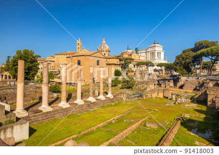 The Roman Forum (latin name Forum Romanum) plaza. The Roman Forum (latin name Forum Romanum) plaza. 91418003