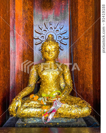 Wat Ang Suwan or Wat Nong Hoi Ubosot wooden temple in Prachuap Khiri Khan, Thailand Wat Ang Suwan or Wat Nong Hoi Ubosot wooden temple in Prachuap Khiri Khan, Thailand 91419188