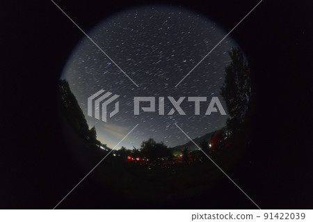Hakushu-cho, Hokuto City, summer evening with fireflies dancing in the summer starry sky (circumferential fisheye) Hakushu-cho, Hokuto City, summer evening with fireflies dancing in the summer starry sky (circumferential fisheye) 91422039