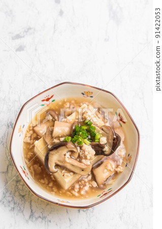 Ankake of tofu and minced chicken Ankake of tofu and minced chicken 91422053