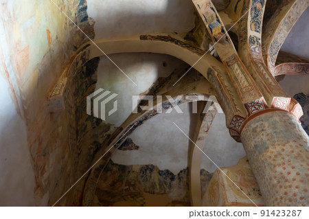Ancient chapel of San Baudelio de Berlanga with preserved murals Ancient chapel of San Baudelio de Berlanga with preserved murals 91423287