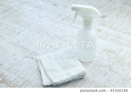 Cleaning and disinfection image of rags and spray bottles Cleaning and disinfection image of rags and spray bottles 91426198