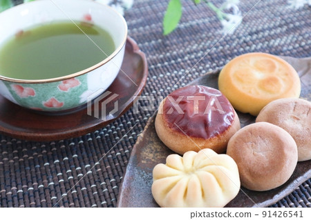 綠茶和日式點心的美味時光 綠茶和日式點心的美味時光 91426541