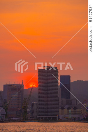 Kobe sunset Kobe sunset 91427984