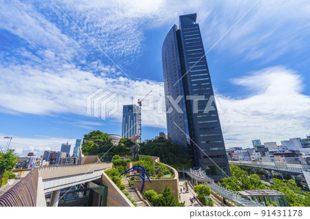Namba Parks and Parks Tower Fresh Green Season 91431178
