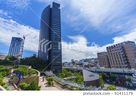 Namba Parks and Parks Tower Fresh Green Season 91431179