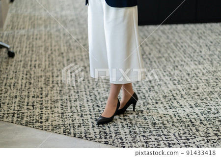 Female success 91433418