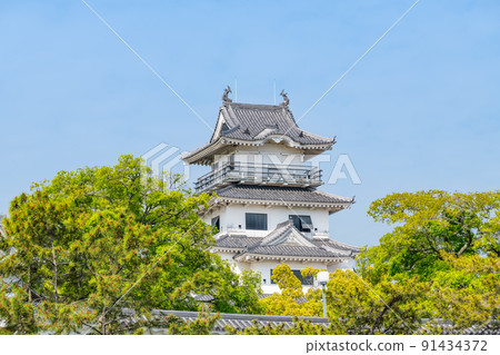 愛媛縣今治市日本百佳城，晴天時的今治城天守閣 91434372