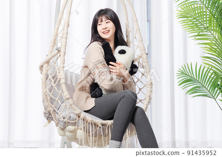 Asian girl living at home Asian girl living at home 91435952