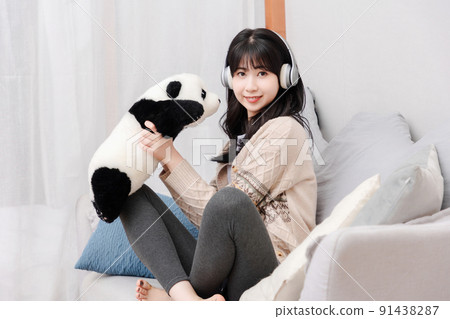 Asian girl living at home Asian girl living at home 91438287