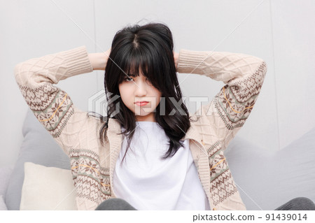Asian girl living at home 91439014